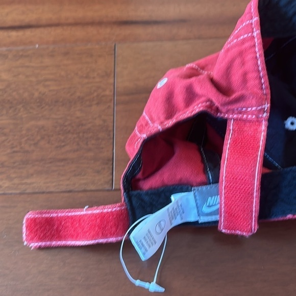 Nike Red, Black, and White Toddler Cap 2009 - Picture 6 of 6
